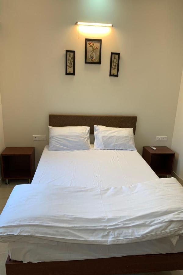 Vennela Hotel Apartments Bengalúr Exteriér fotografie